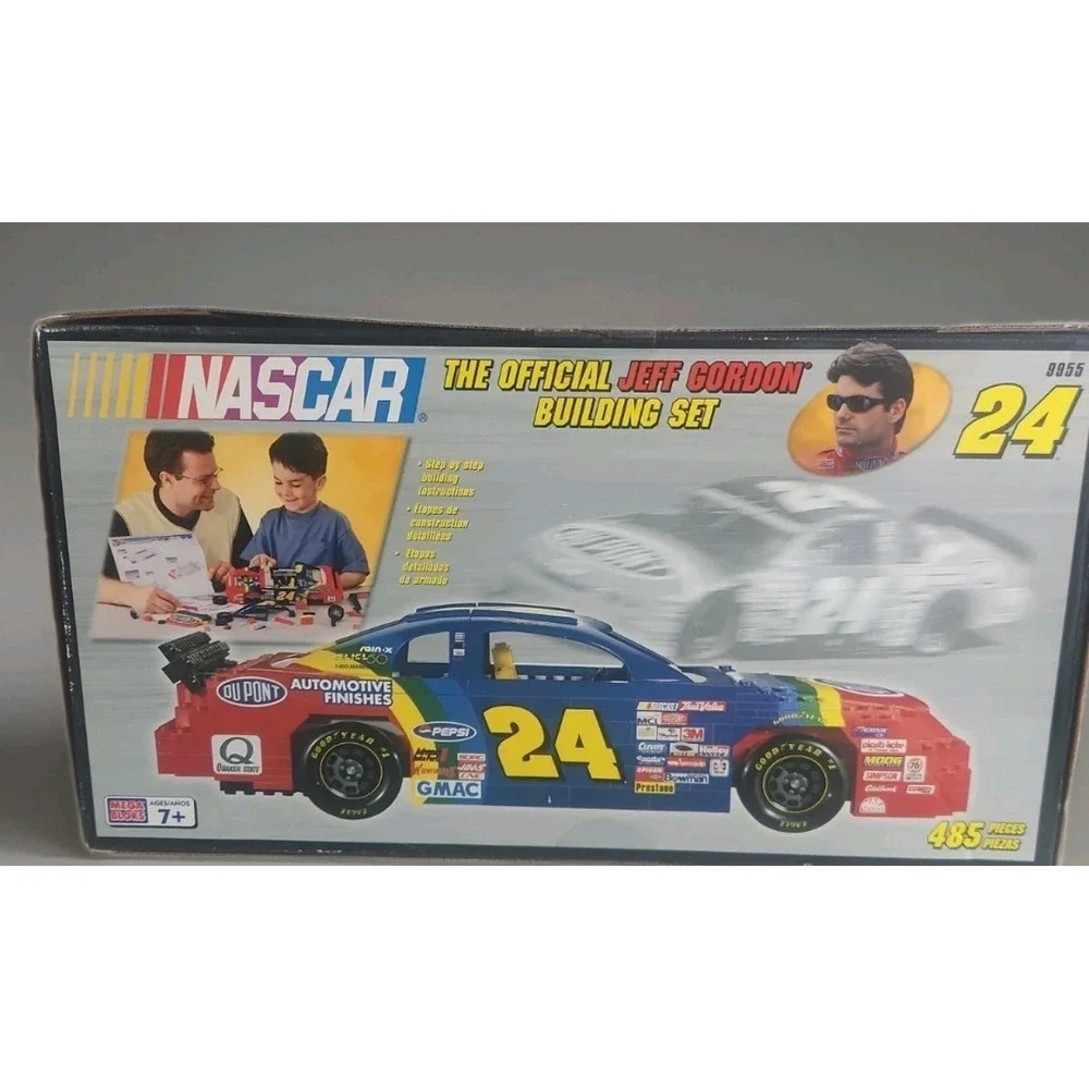 NEW NASCAR Jeff Gordon 24 Mega Bloks 9955 Race Car HTF 485 Pieces Ages 7+ NIB